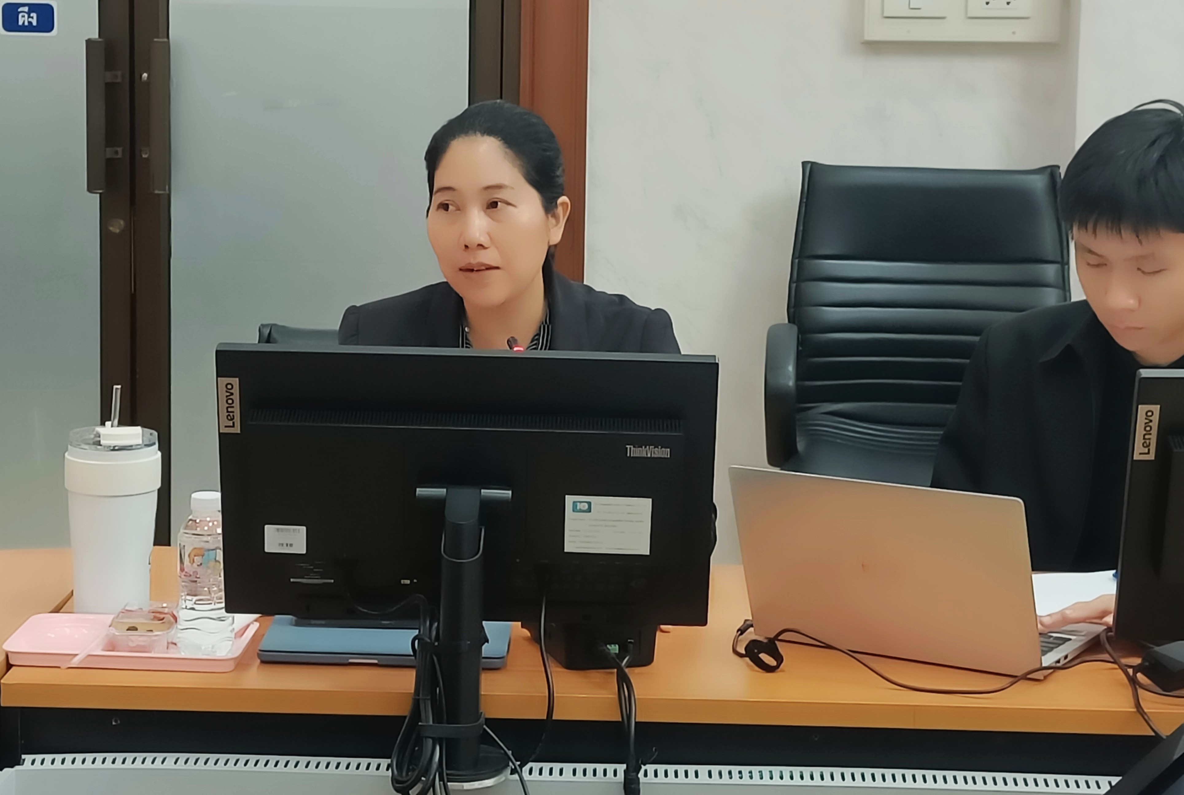 title -  ประชุมย่อยคณะทำงานฝ่ายติดตามประเมินผลการจัดงาน คณะทำงานที่ 7 การจัดงานวันคล้ายวันสถาปนาสำนักงานการปฏิรูปที่ดินเพื่อเกษตรกรรม (ส.ป.ก.) ครบรอบ 51 ปี พร้อมประชุมผ่านสื่ออิเล็กทรอนิกส์ (ผ่านระบบออนไลน์ Zoom Meeting)